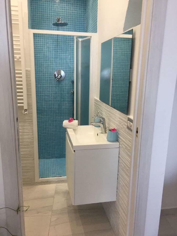 Suite Sul Mare Giardini Naxos Exteriör bild